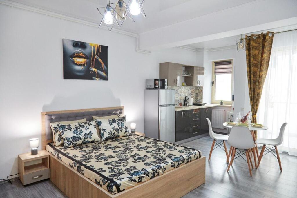 Lemon Bite Studio Stefan Building Navodari Dış mekan fotoğraf