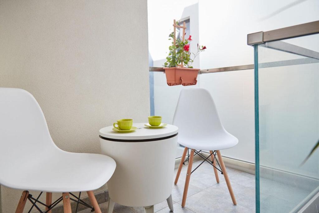 Lemon Bite Studio Stefan Building Navodari Dış mekan fotoğraf